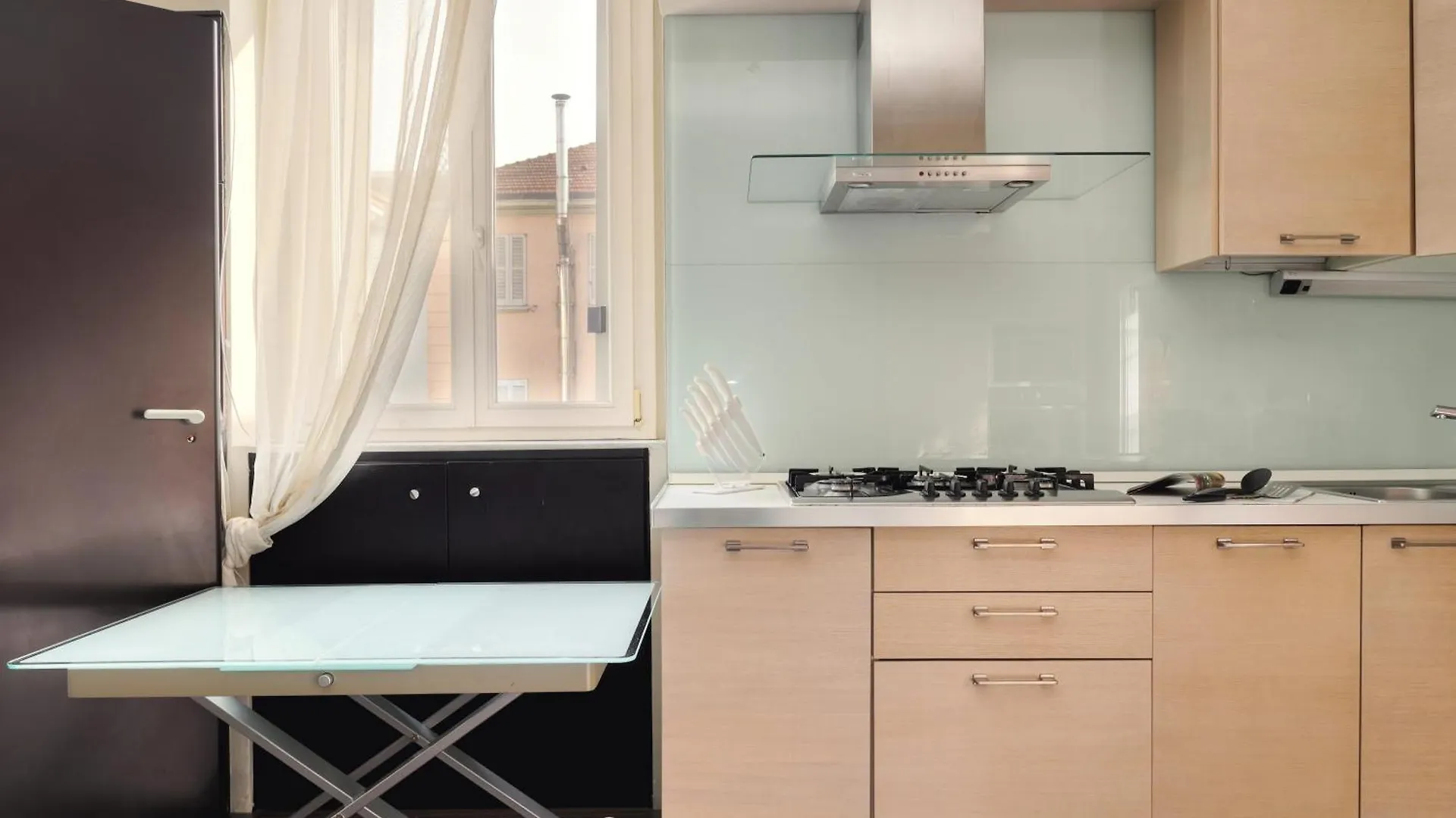 Joivy Bright 1Br Flat Near Milan Centro Storico Apartment