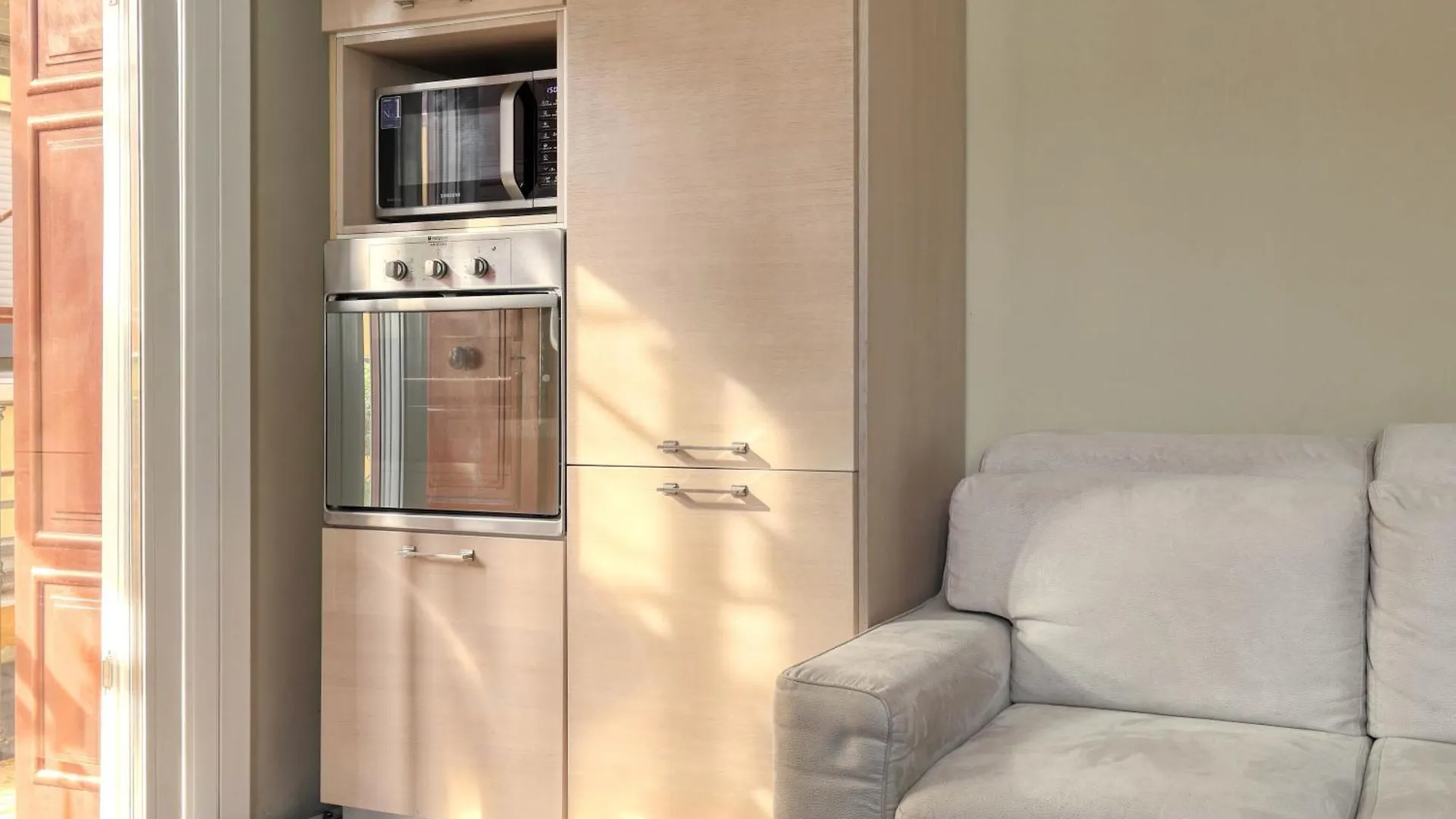 Joivy Bright 1Br Flat Near Milan Centro Storico Apartment Italy